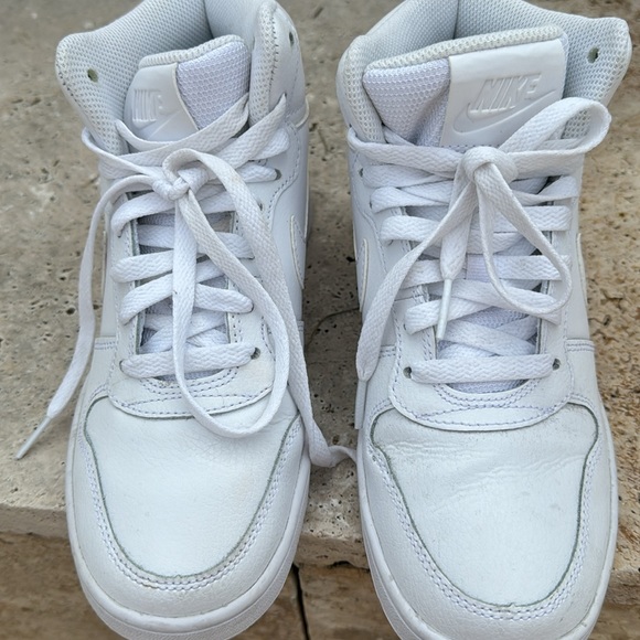 Like New - Picture 6 of 6